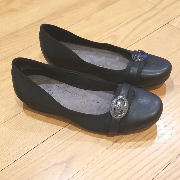 Womens Shoes Baretraps Memory Foam Shoes Women's Bare Traps Mitsy